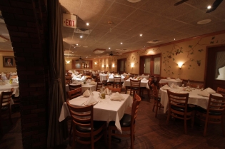 Dining Room - Palermo's 95th Italian Cuisine : Palermo's 95th Italian ...